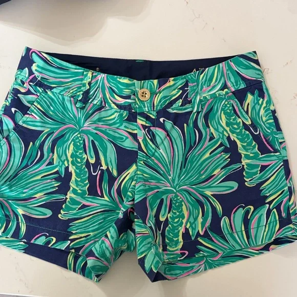 Lilly Pulitzer Navy Shorts with Green Palm & Pink Accents - Picture 1 of 4